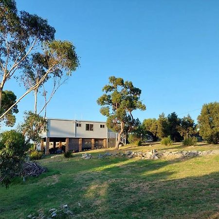 Villa Old Salty à Binalong Bay Extérieur photo