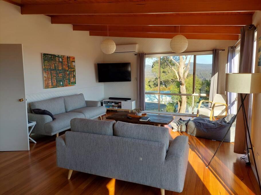 Villa Old Salty à Binalong Bay Extérieur photo
